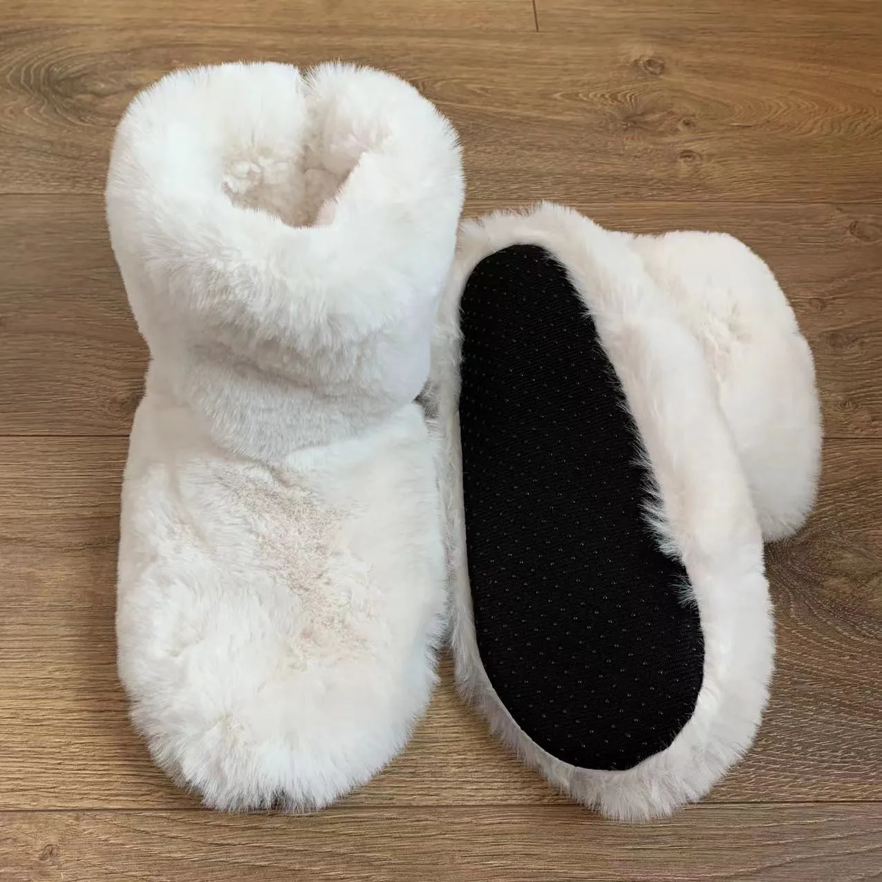House Fluffy รองเท้าแตะสตรีฤดู - Sneaker Care Set บทวิจารณ์และราคา